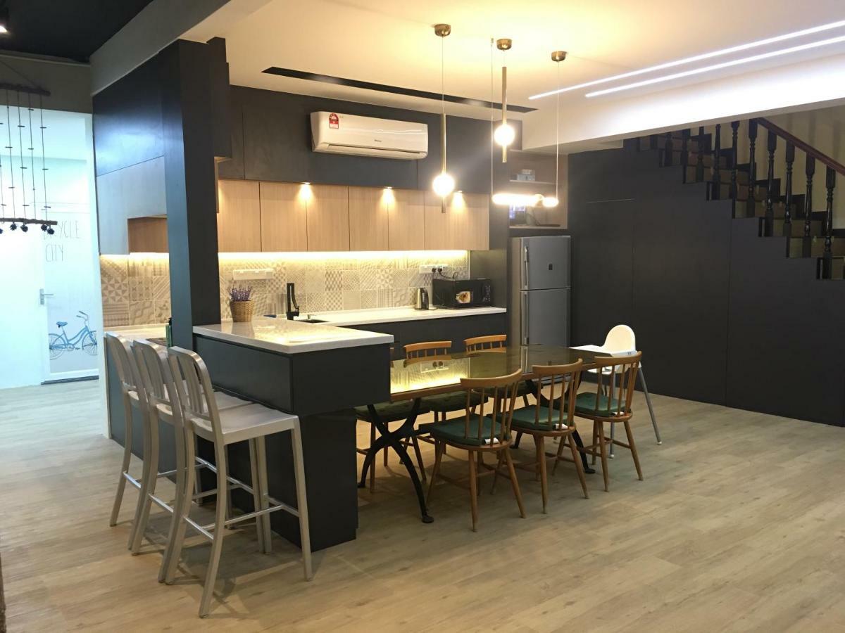 Oneriimba Private Pool & Garden Residence ジョホールバル エクステリア 写真