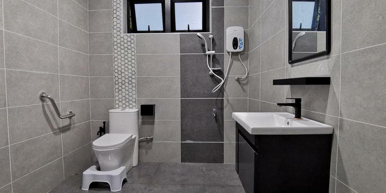 Oneriimba Private Pool & Garden Residence ジョホールバル エクステリア 写真