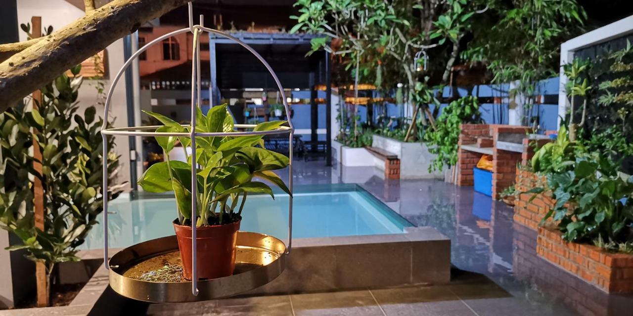 Oneriimba Private Pool & Garden Residence ジョホールバル エクステリア 写真